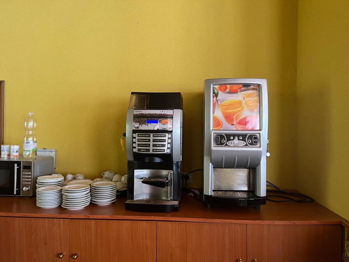 Hotel Estense Rimini Dış mekan fotoğraf