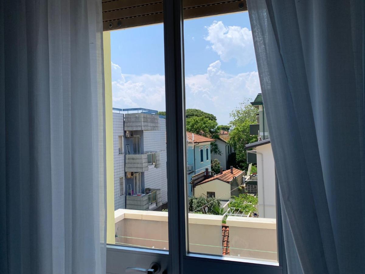 Hotel Estense Rimini Dış mekan fotoğraf